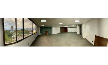 ALQUILO OFICINA HALL EMPRESARIAL CHIPICHAPE