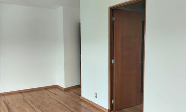 EXCLUSIVA RESIDENCIA EN PRADO LARGO, CON BUENOS ACABADOS