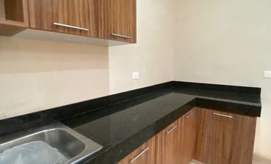 VENTA CASA MERIDA 4 REC EN PRIVADA CON AMENIDADES ZONA COUNTRY AIRE PURO