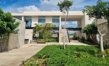 VENTA CASA MERIDA 4 REC EN PRIVADA CON AMENIDADES ZONA COUNTRY AIRE PURO