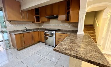 Casa en  venta Bosques de la Victoria