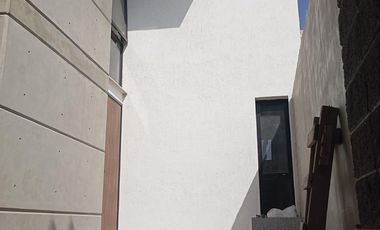 EDIFICIO DE DEPARTAMENTOS EN JARDINES DEL SAN FRANCISCO