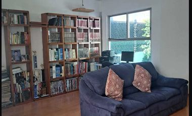 JARDINES DEL PEDREGAL, CASA CON VISTA AL BOSQUE DE TLALPAN