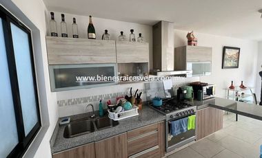 CASA EN VENTA EN ZIBATA QUERETARO. Leti