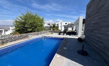 CASA EN VENTA EN ZIBATA QUERETARO. Leti