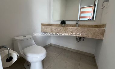 CASA EN VENTA EN ZIBATA QUERETARO. Leti