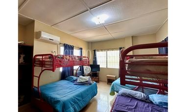 Oportunidad! Se Alquila Casa en Coronado