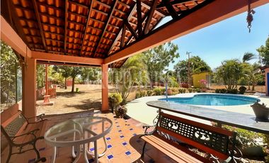 Oportunidad! Se Alquila Casa en Coronado