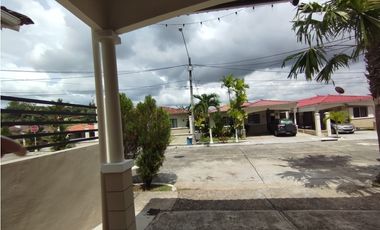 Casa en alquiler en La Chorrera (DR)