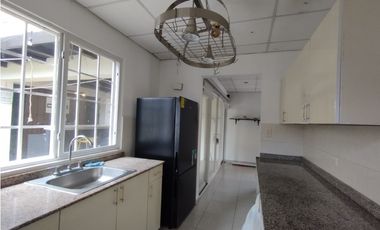 Casa en alquiler en La Chorrera (DR)