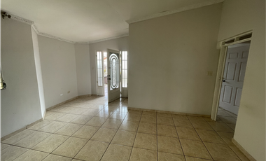CASA EN VENTA BRISAS DEL GOLF