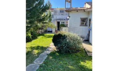 Chalet 4 ambientes en venta, San Carlos