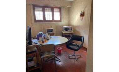 Chalet 4 ambientes en venta, San Carlos