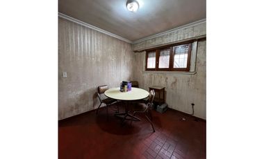 Chalet 4 ambientes en venta, San Carlos