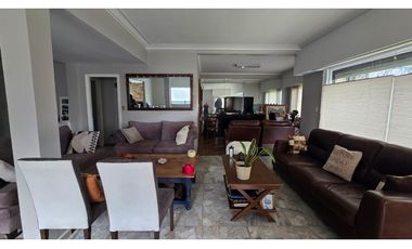 Chalet en venta en Los Troncos sobre 976 mts de lote