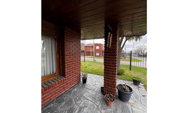 Chalet en venta 4 ambientes Colinas de Peralta Ramos