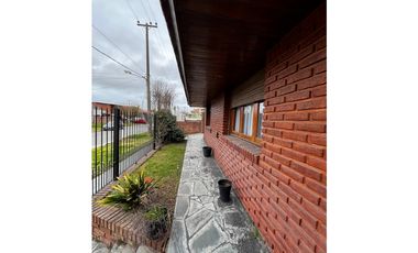 Chalet en venta 4 ambientes Colinas de Peralta Ramos