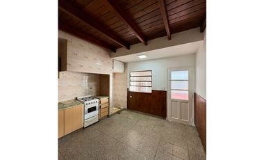 VENTA CHALET 4 AMBIENTES + DEPARTAMENTO DE 3 AMBIENTES