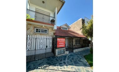 VENTA CHALET 4 AMBIENTES + DEPARTAMENTO DE 3 AMBIENTES