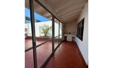 VENTA CHALET 4 AMBIENTES + DEPARTAMENTO DE 3 AMBIENTES