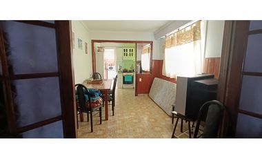 PH 3 AMB A LA CALLE CON GARAGE Y PATIO