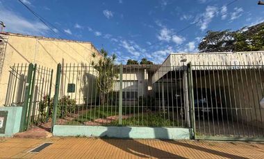 Casa en venta en Barrio Parque