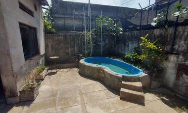 Casa en alquiler en Moron Sur