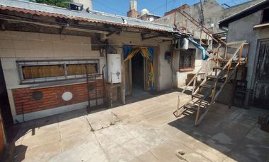 Casa en alquiler en Moron Sur