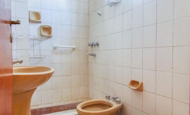 VENDO EN BLOCK - LOCAL   CHALET 2 AMBIENTES   DEPARTAMENTO EN BARRIO DON BOSCO