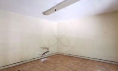Edificio en renta en Pedregal de Santa Úrsula Xitla