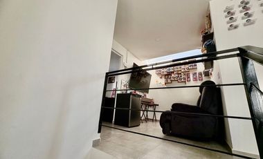 CASA EN COTO CON ALBERCA EN ADAMAR