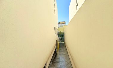 CASA EN COTO CON ALBERCA OPCIÓN A 3 RECAMARAS