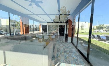 CASA EN COTO CON ALBERCA OPCIÓN A 3 RECAMARAS