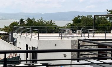 CASA CON VISTA AL LAGO EN SAN JUAN CÓSALA, EN LA RIBERA DE CHAPALA.