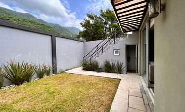 CASA CON VISTA AL LAGO EN SAN JUAN CÓSALA, EN LA RIBERA DE CHAPALA.