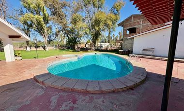 CASA DE CAMPO CON ALBERCA
