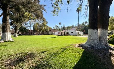 CASA DE CAMPO CON ALBERCA