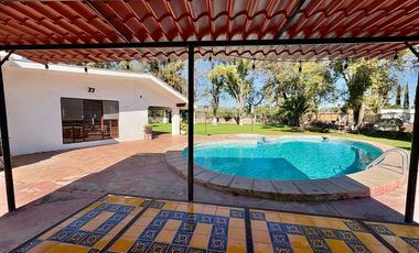 CASA DE CAMPO CON ALBERCA