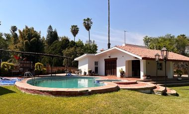 CASA DE CAMPO CON ALBERCA