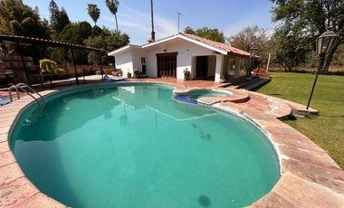 CASA DE CAMPO CON ALBERCA