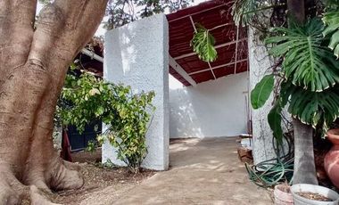 CASA MUY AMPLIA EN EL CERRO DEL TESORO
