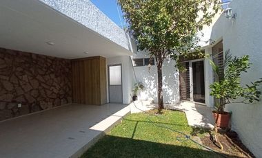 CASA PARA REMODELAR EN LADRON DE GUEVARA