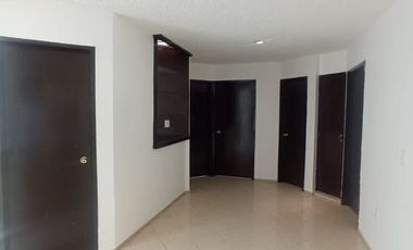 CASA PARA REMODELAR EN LADRON DE GUEVARA
