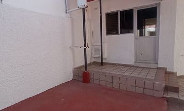 CASA PARA REMODELAR EN LADRON DE GUEVARA