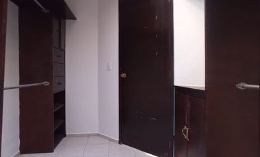 CASA PARA REMODELAR EN LADRON DE GUEVARA