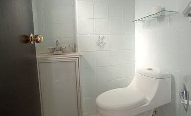 CASA PARA REMODELAR EN LADRON DE GUEVARA