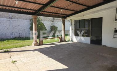 SE RENTA CASA, USO COMERCIAL / HABITACIONAL - (3)