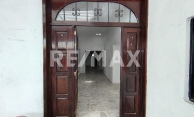SE RENTA CASA, USO COMERCIAL / HABITACIONAL - (3)