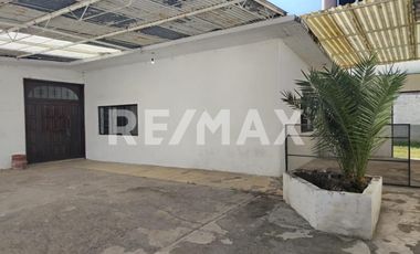 SE RENTA CASA, USO COMERCIAL / HABITACIONAL - (3)