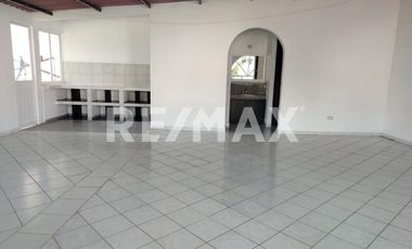 SE RENTA CASA, USO COMERCIAL / HABITACIONAL - (3)